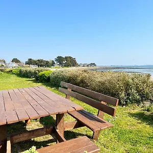 Appartement De 2 A A 100 M De La Avec Vue Sur La Jardin Clos Et Wifi, Sarzeau